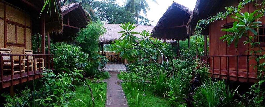 Shibui Garden Bungalows&Restaurant Tanjung  Bagian luar foto